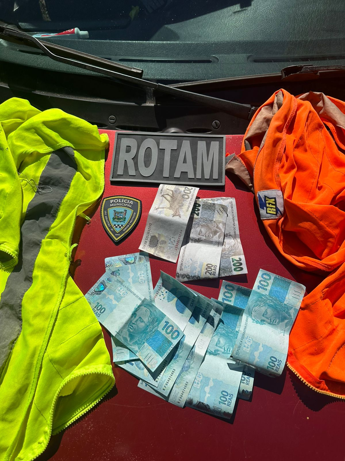 Polícia Municipal aprende mais de R$ 1,4 mil...