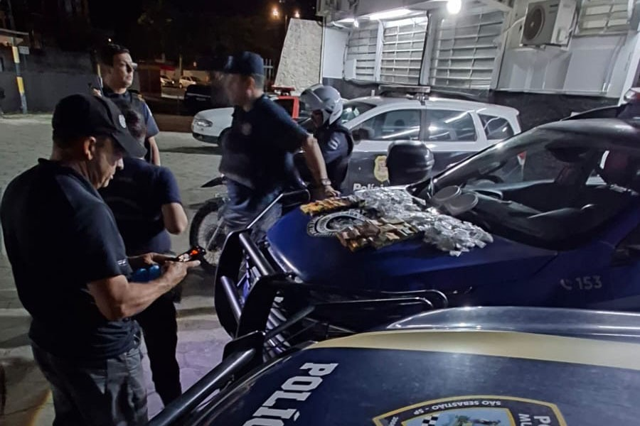 Equipe do Canil da Polícia Municipal de São Sebastião auxilia na apreensão de drogas em Caraguatatuba
